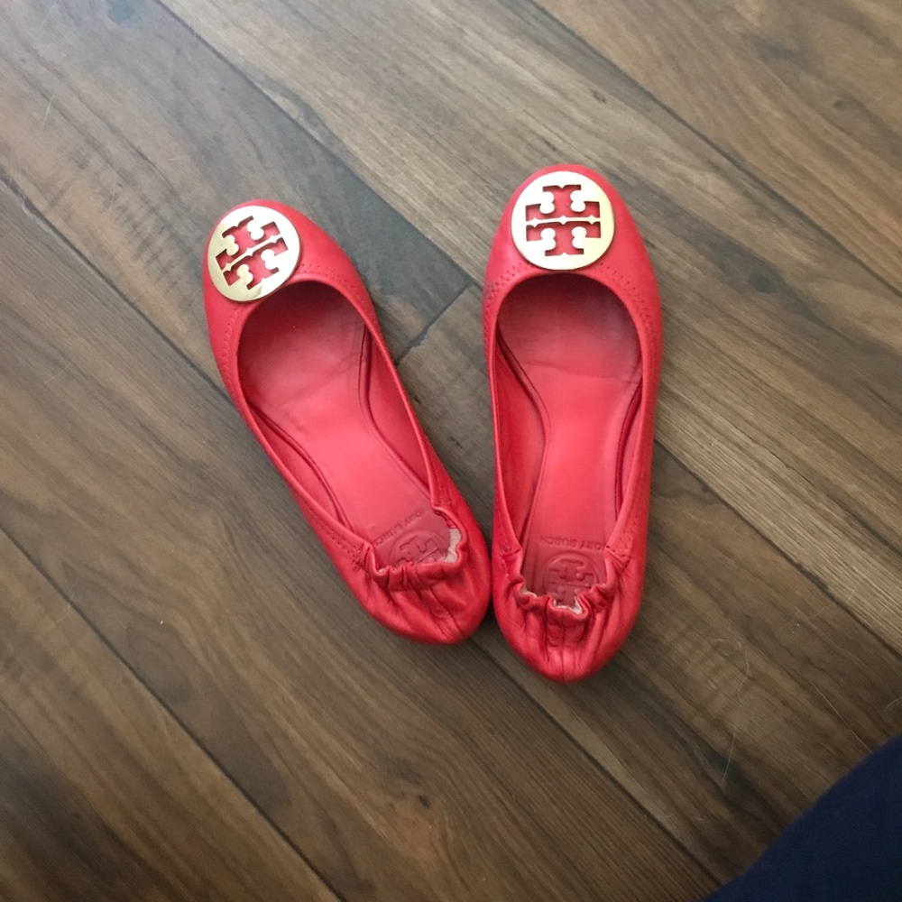 Red, Tory Burch flats.